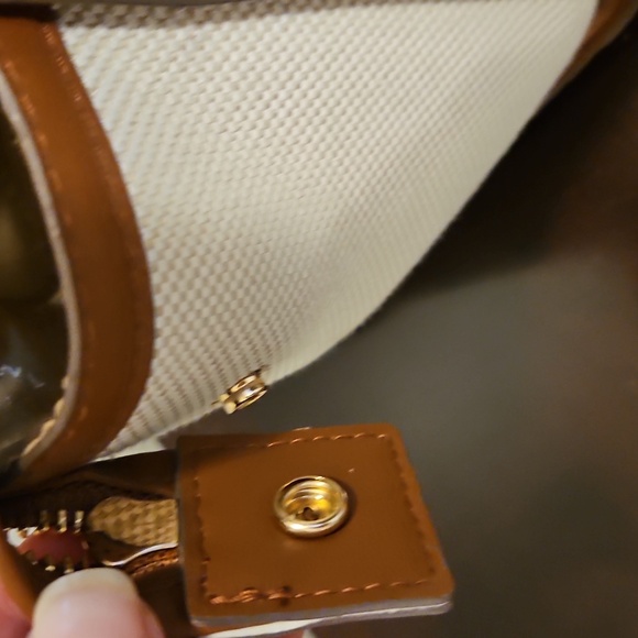 Anne Klein Covered Buckle Sachel Woven Material Faux Leather - Picture 7 of 8